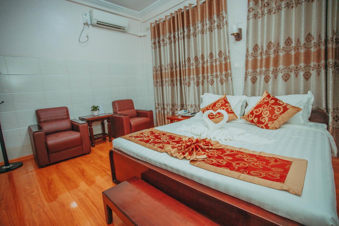 Amber Palace Hotel Myitkyinā 外观 照片